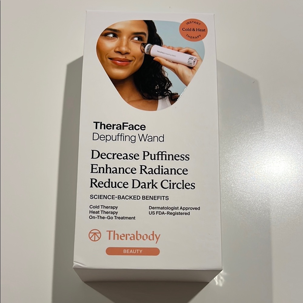 Therabody TheraFace Depuffing Wand - White